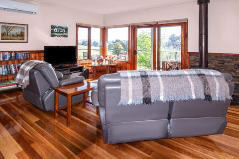 Raynella Alpaca Farmstay - Sydney 4u 3