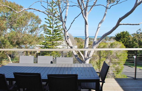 COASTAL BEAUTY On BRUCE - Sydney 4u 1