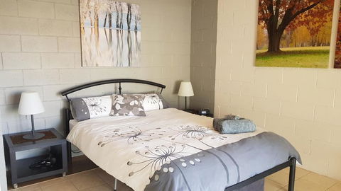 Stay Awhile In Port Pirie Min Stay 4 Nights - Sydney 4u 1