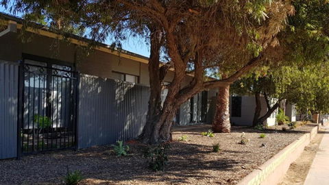 Stay Awhile In Port Pirie Min Stay 4 Nights - Sydney 4u 3