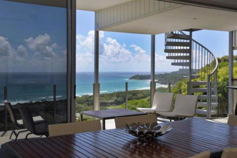 Oceanside 3 Bedrooms - Accommodation Sydney 4