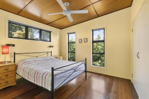 Coasting - Accommodation Sydney 7