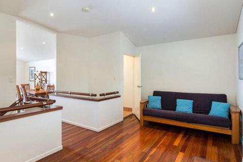 Lookout Unit 2 - Accommodation Sydney 4