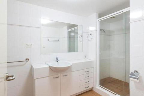Lookout Unit 2 - Accommodation Sydney 2