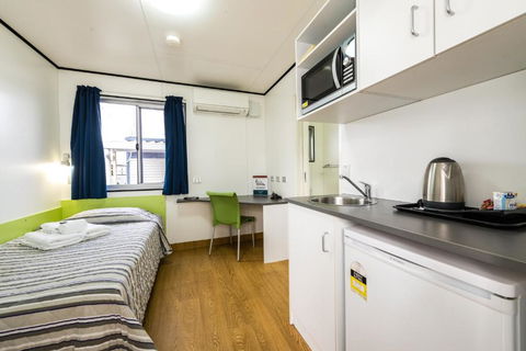Jolly Swagman Acccommodation Park - Accommodation Sydney 2