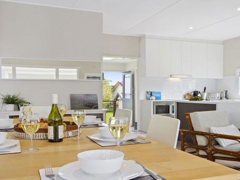 Beachbreak Fall Asleep To The Sound Of The Ocean - Accommodation Sydney 5