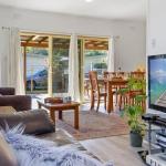 Beach Escape At Currarong Basic Family Accommodation - Accommodation Sydney 0