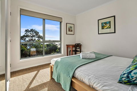 GRANITE BEACH HOUSE At Bay Of Fires - Sydney 4u 3