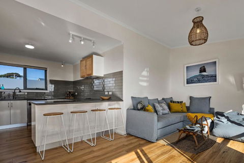 GRANITE BEACH HOUSE At Bay Of Fires - Sydney 4u 6