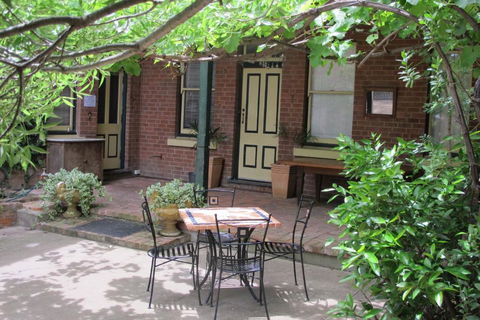 Holmhurst Guest House - Sydney 4u 4