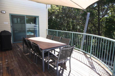 20 Orania Court Spacious Home With Swimming Pool - Sydney 4u 2