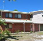 31 Bombala Crescent Two storey home with covered outdoor deck fully fenced backyard. Pet friendly - Sydney 4u