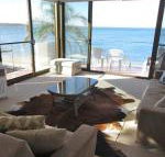13 Harbourside 3 7 Soldiers Point Road fantastic waterfront unit - Accommodation Sydney