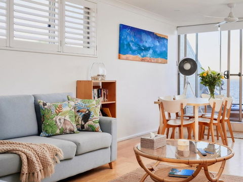 5 Casuarinas 33 Soldiers Point Road Superb Waterfront Unit - Sydney 4u 5