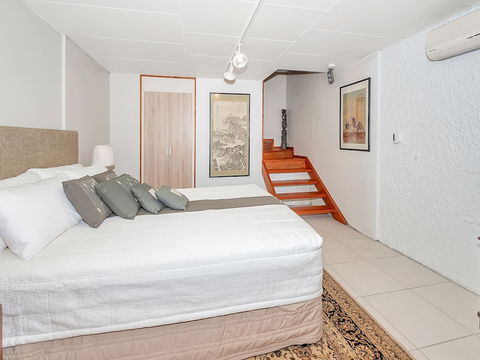 Unique Tropical Rainforest Getaway - Sydney 4u 2
