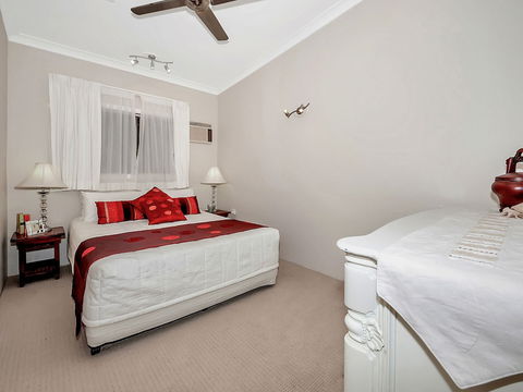 Unique Tropical Rainforest Getaway - Sydney 4u 5