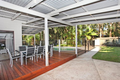 FABULOUS HOLIDAY HIDEAWAY COOLUM BEACH - Accommodation Sydney 4