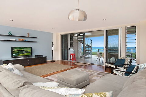 Costa Del Sol - Sydney 4u 5