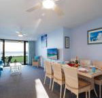 4 Harbourside 3 7 Soldiers Point Road ground floor on the waterfront - Accommodation Sydney