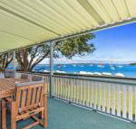 Sunset Beach House Soldiers Point Sleeps 9 - Accommodation Sydney