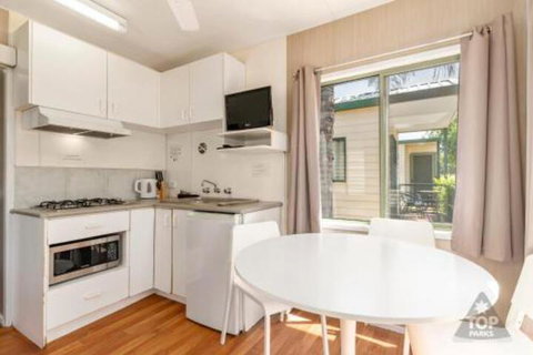 Sunset Top Tourist Park - Accommodation Sydney 6