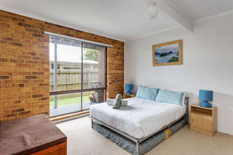 Sany Views - Sydney 4u 4