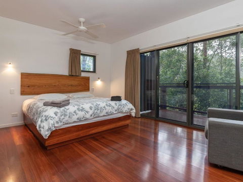 Dux Nutz - Accommodation Sydney 5