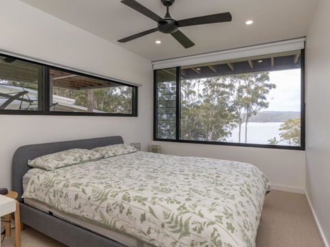 Seashells Lakeside Holiday Perfection - Accommodation Sydney 4
