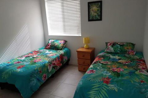 Deepwater Cove Unit 7 68 Lower Gay Terrace Bulcock Beach - Sydney 4u 4