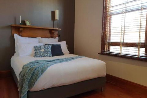 Salty Eyre Glenelg - Sydney Resort 4