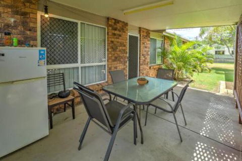 Affordable Holiday Home - Accommodation Sydney 4