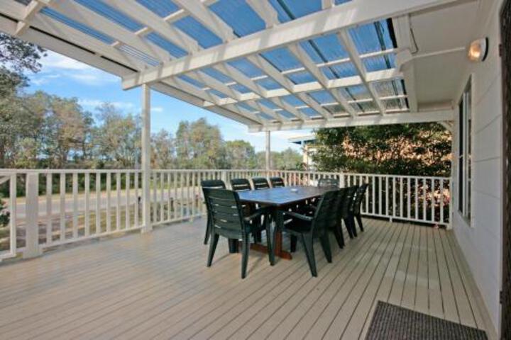Narrawallee NSW Accommodation Sydney