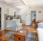 Enjoy the soothing sea breeze - Accommodation Sydney