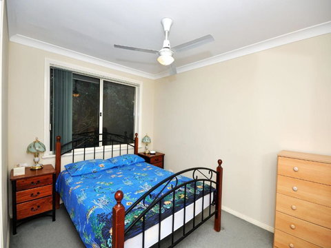 Four Bedroom Quality Townhouse - Accommodation Sydney 2