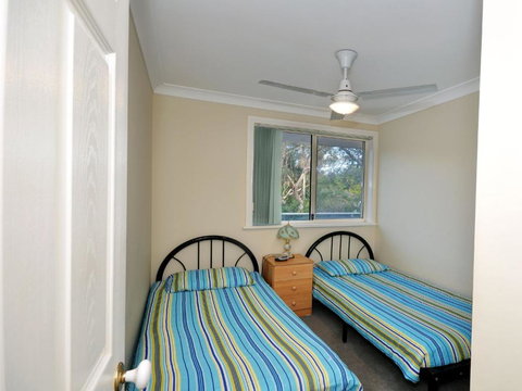 Four Bedroom Quality Townhouse - Accommodation Sydney 5