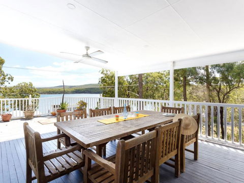 Perfect Seclusion Top Level Only - Accommodation Sydney 3