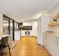 North Central Holiday Home - Accommodation Sydney