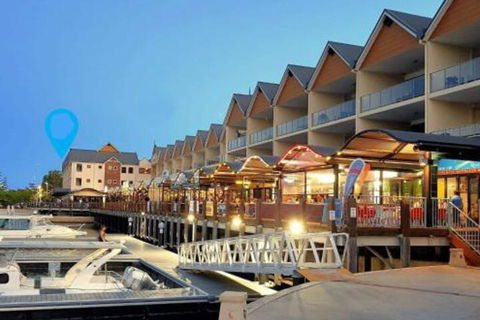 Oceanic Apartment - Accommodation Sydney 0