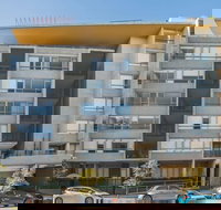 Roseberry Apartment For Travelling Couple In Green Square - Accommodation Sydney