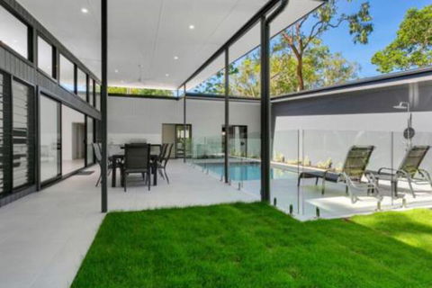 Villa Tiino Clifton Beach - Sydney 4u 5
