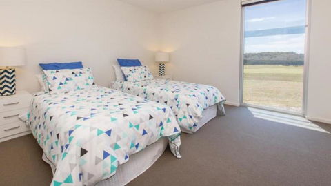 ST ANDREWS BEACH APARTMENT 4.02 - Accommodation Sydney 2