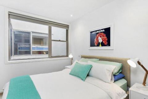 WATERFRONT TWO Position Perfect NEW LISTING 2019 - Sydney 4u 6