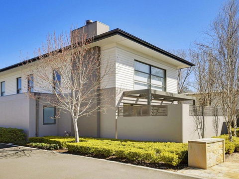 Arum 4 Heritage Park Contemporary & Timeless - Accommodation Sydney 5