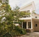 Sea Whispers a real native outlook - Accommodation Sydney