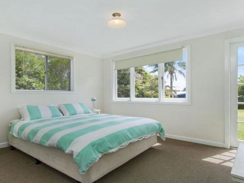 Seahorse Beach Just 550m From House - Accommodation Sydney 4