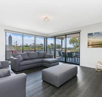 Thunder Point - Sydney 4u