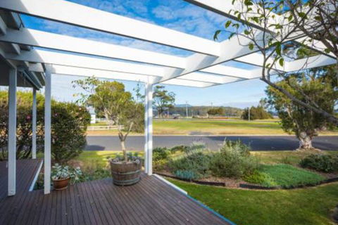 Kesla Beach House - Accommodation Sydney 4