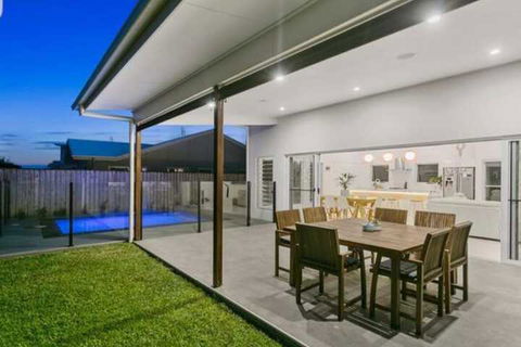THE BEACH OASIS At 360 - Accommodation Sydney 5
