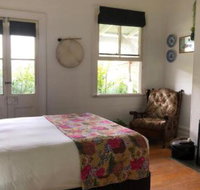 The Residence Stylish Comfort with Fireplace - Accommodation Sydney