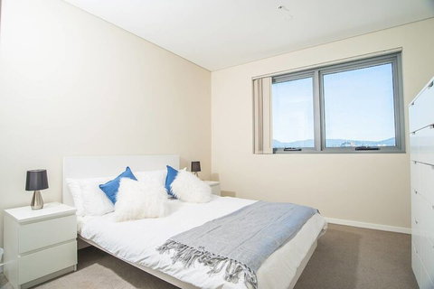 Spacious Central Apartment Walking Distance To Beach - Sydney Resort 4